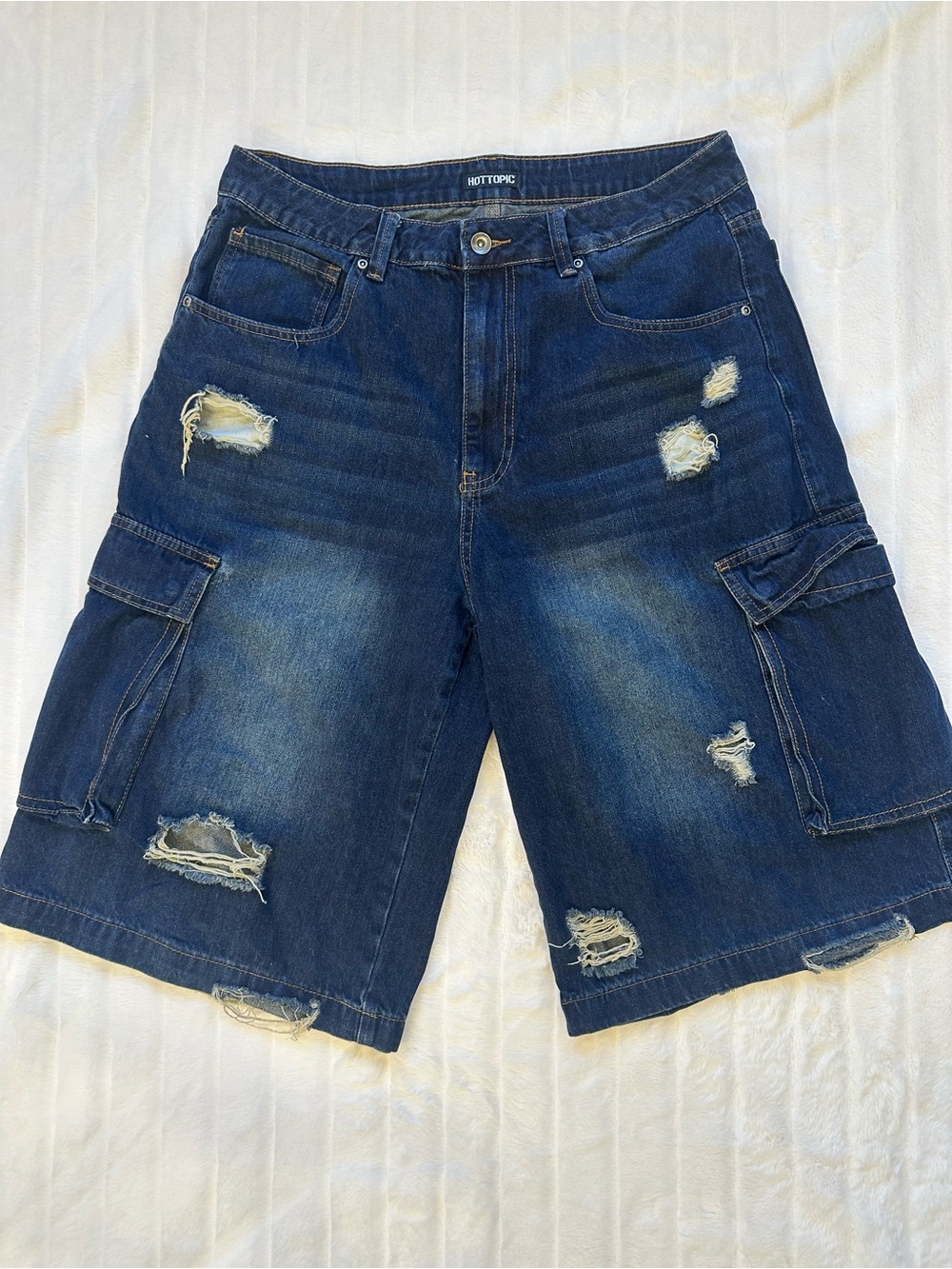 Hot Topic Men’s Distressed Dark Blue Denim Cargo Shorts